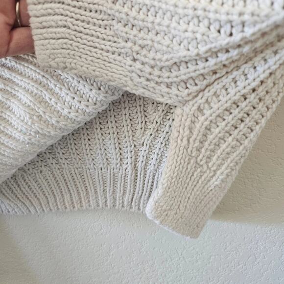 H&M Knit Cream Sweater - Picture 5 of 8